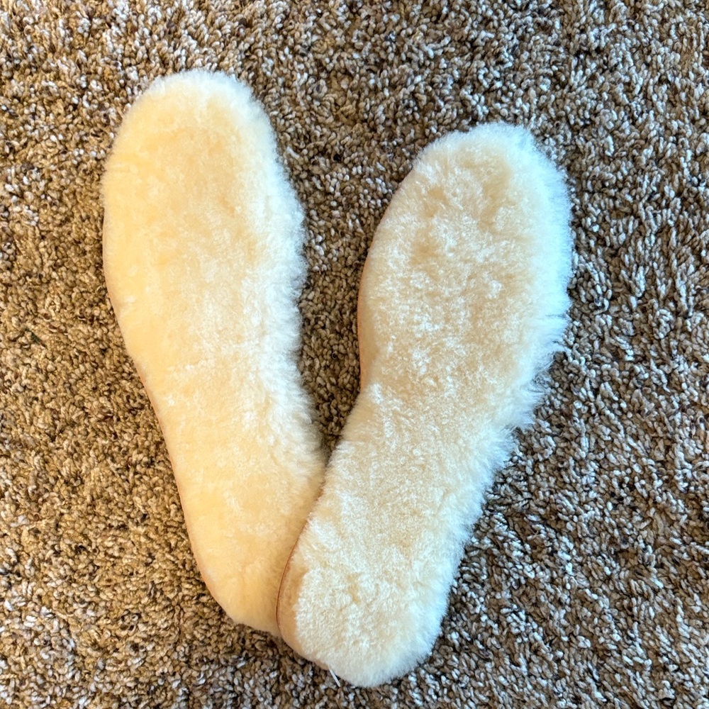 NWOT Cream Sheepskin Insoles
